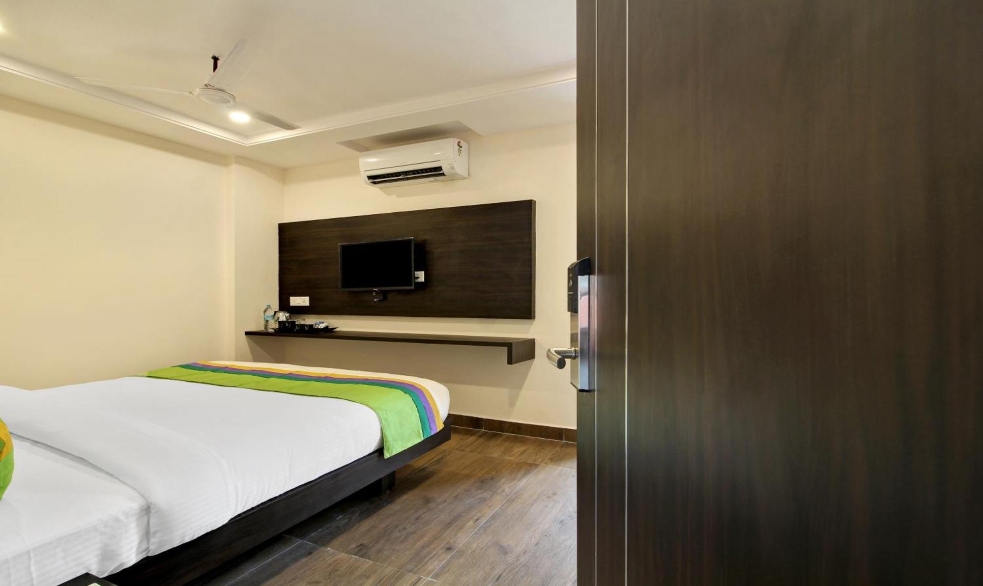 Treebo Trend Excella Hotel Visakhapatnam Buitenkant foto