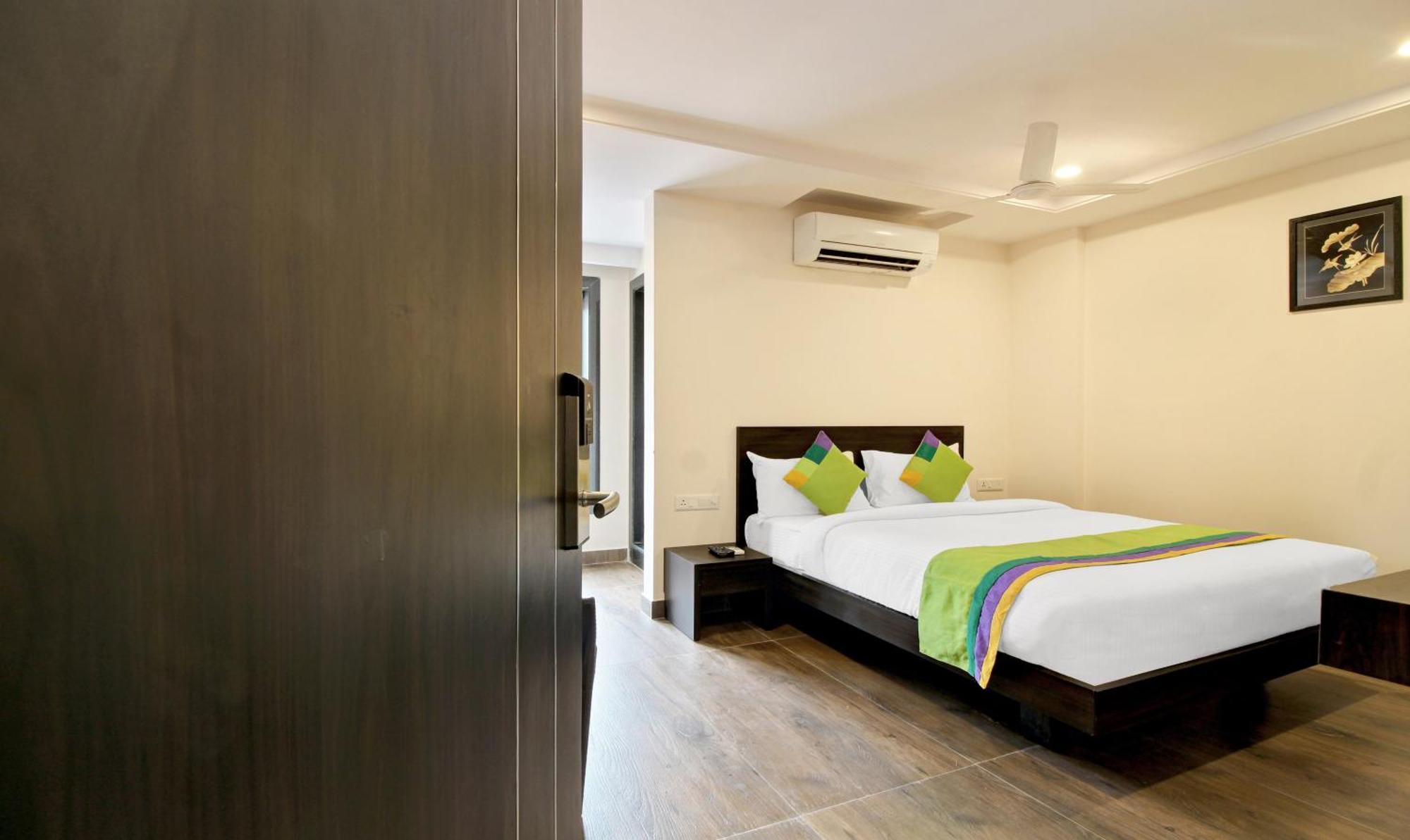 Treebo Trend Excella Hotel Visakhapatnam Buitenkant foto