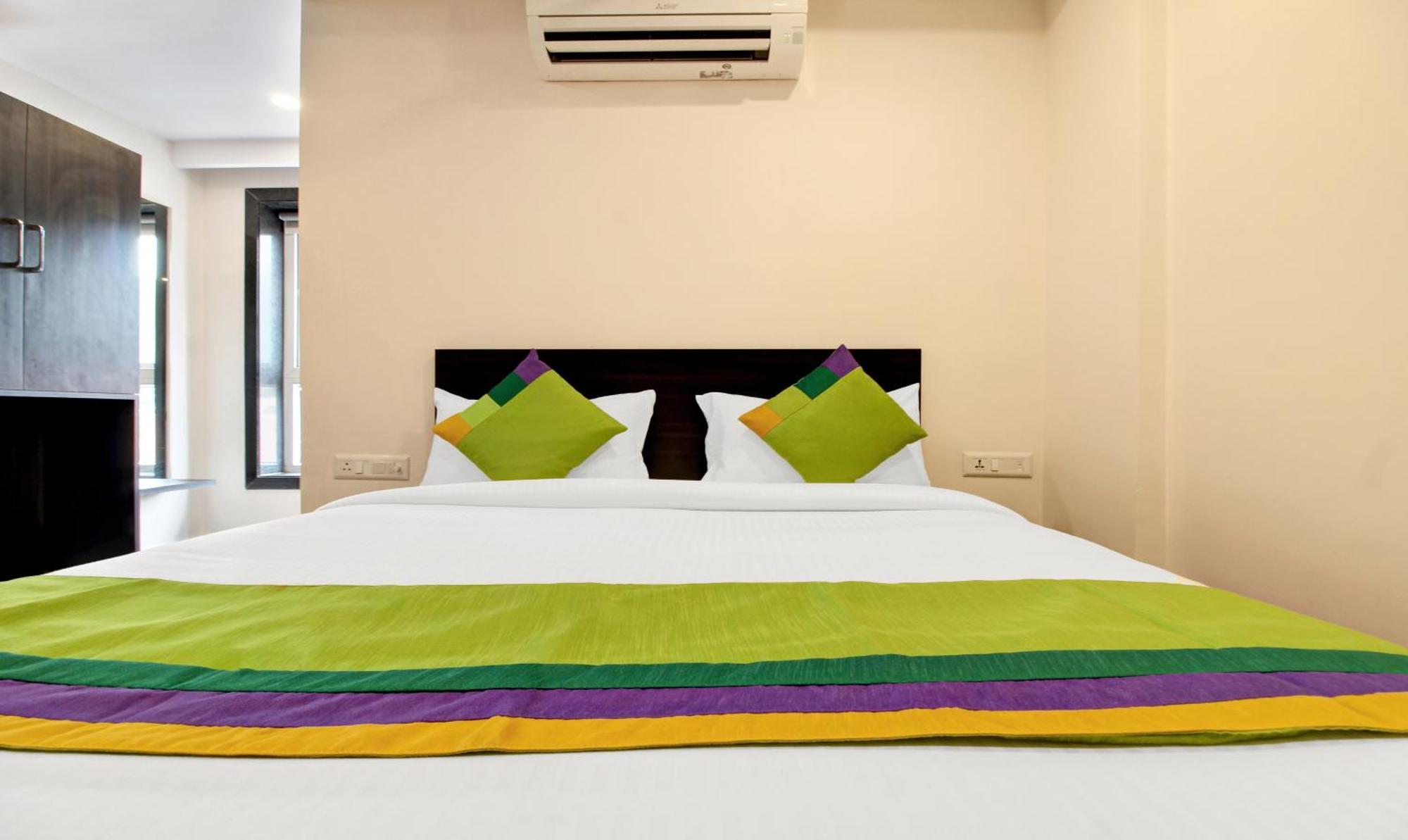 Treebo Trend Excella Hotel Visakhapatnam Buitenkant foto