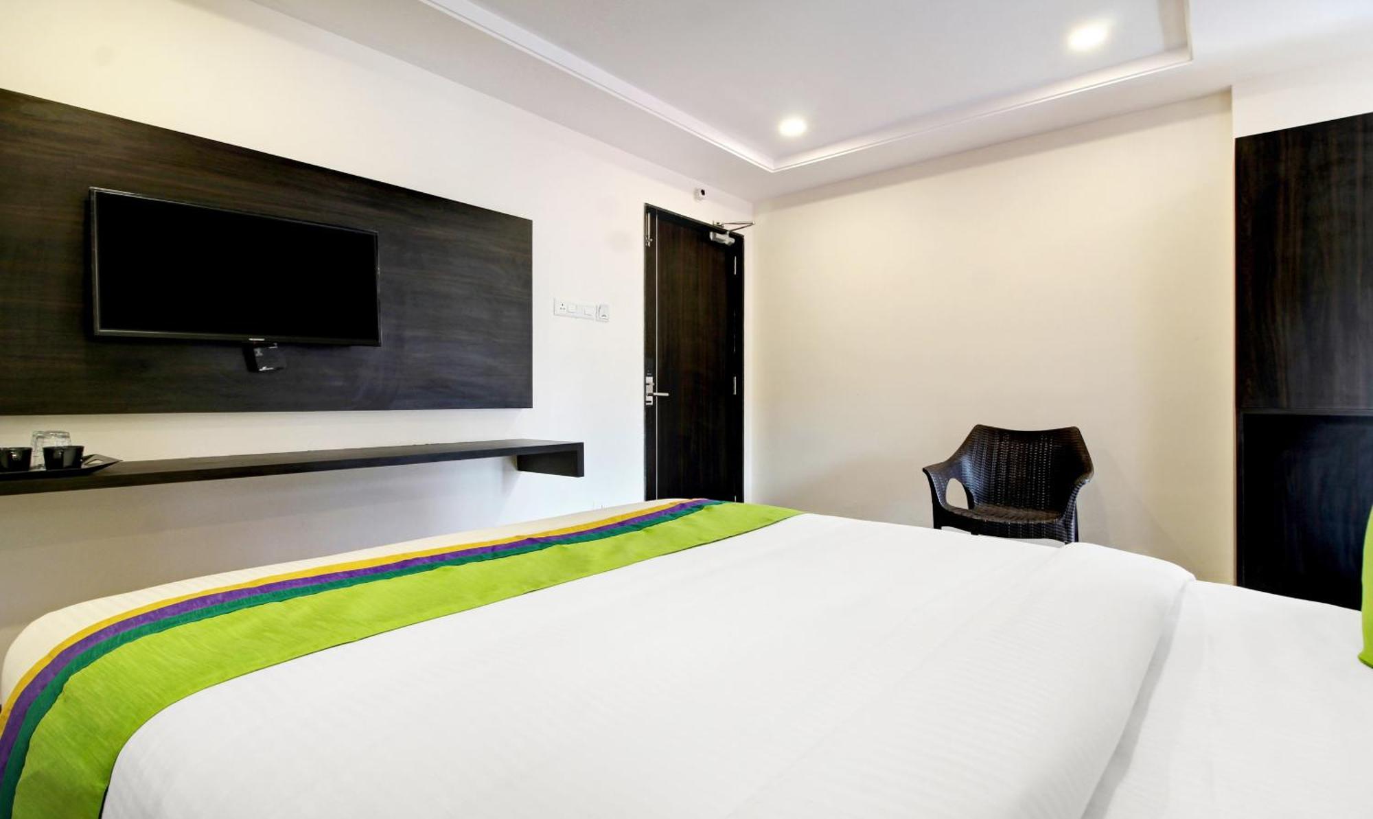 Treebo Trend Excella Hotel Visakhapatnam Buitenkant foto